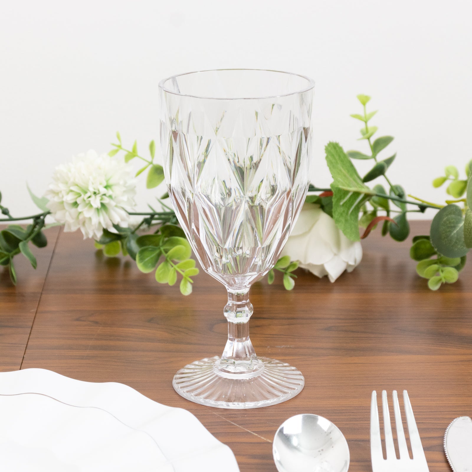 12 Pack Diamond Cut Vintage Plastic Wine Goblets – Clear 11oz Embossed Reusable Drink & Cocktail Glasses